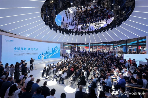 上汽破殼重生，一路向“新”而行